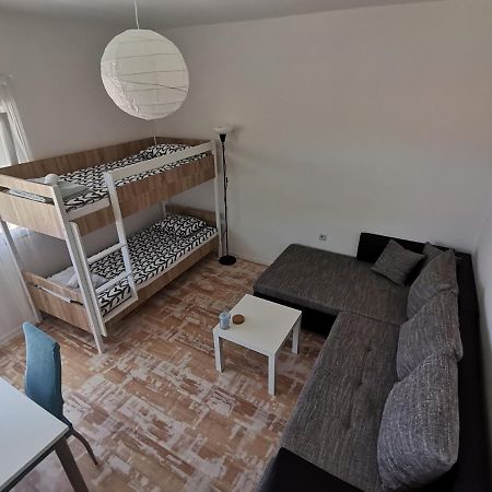 Ema & Mila 2 Apartment Knin Ngoại thất bức ảnh