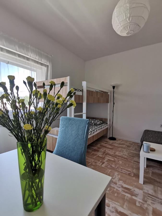 Ema & Mila 2 Apartment Knin Ngoại thất bức ảnh