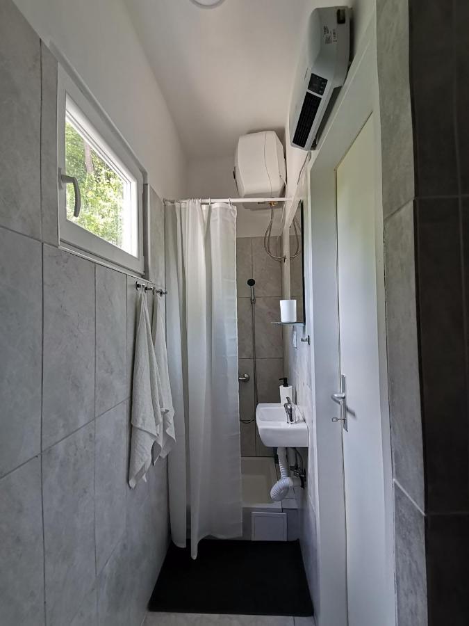 Ema & Mila 2 Apartment Knin Ngoại thất bức ảnh